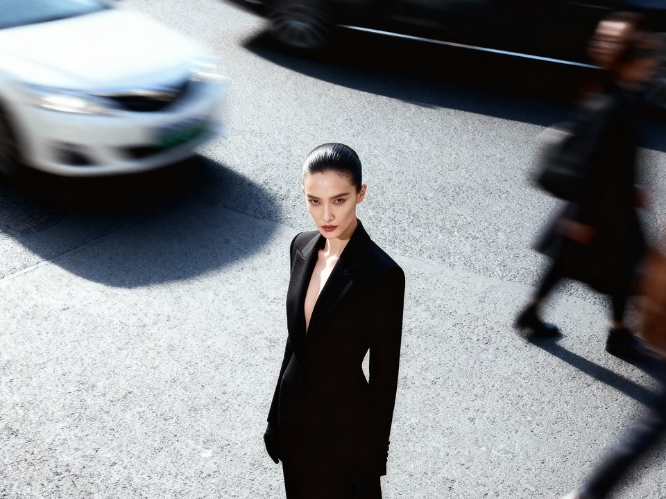 Slow motion fashion beat